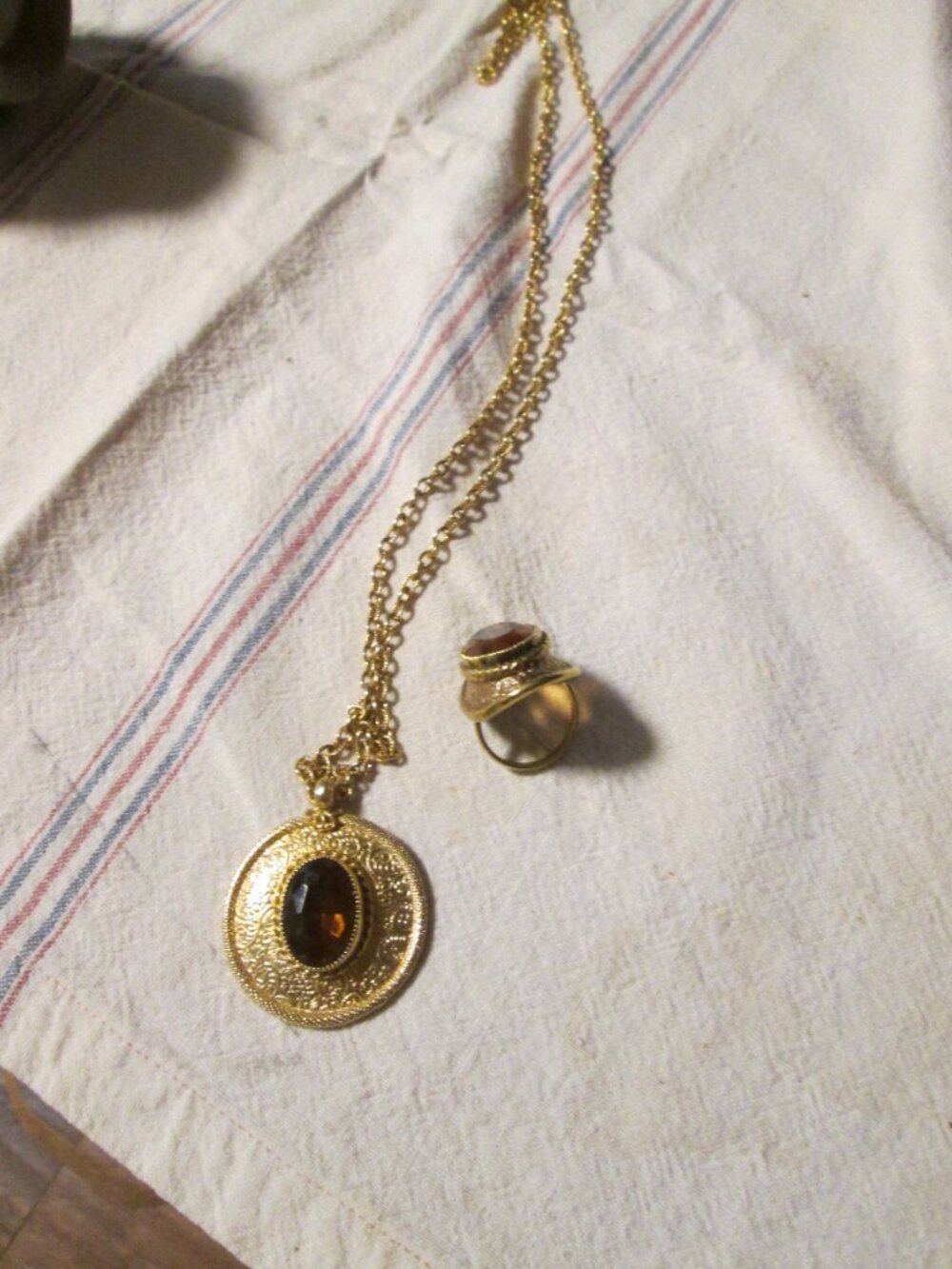 Vtg Emmons pendant chain necklace facted amber topaz glass w/ ring signed - Picture 3 of 4